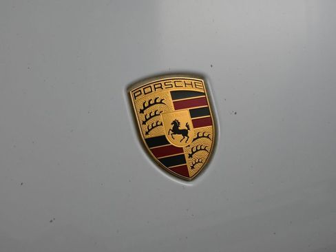 Certified 2024 Porsche Macan GTS AWD/4WD image 13