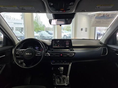 Used 2023 Kia Seltos Nightfall Edition image 24