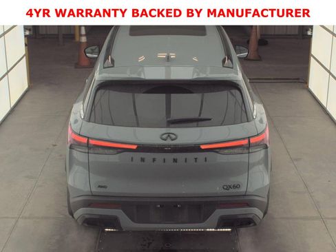 Certified 2025 INFINITI QX60 Luxe w/ Black Edition image 6