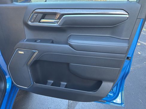 Certified 2023 Chevrolet Silverado 1500 LTZ w/ Technology Package image 16