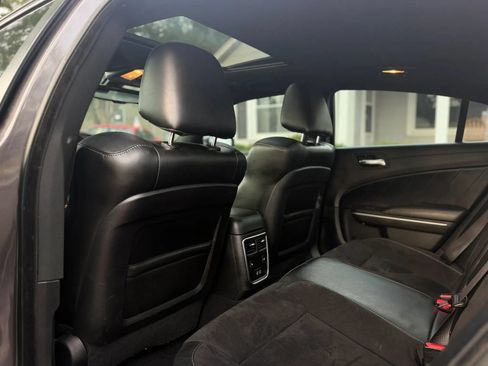 Used 2019 Dodge Charger Scat Pack w/ Plus Group RWD image 13