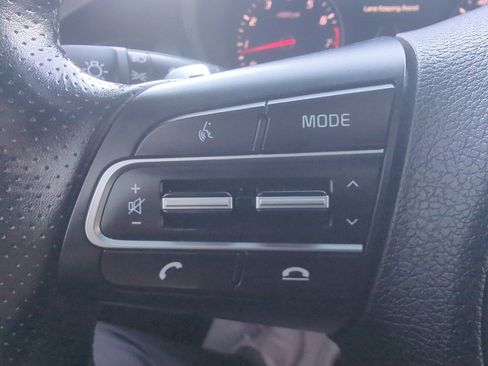 Used 2018 Kia Stinger GT2 image 16