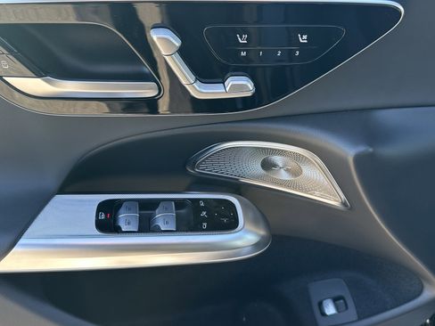 Used 2024 Mercedes-Benz E 450 4MATIC Sedan image 17