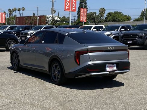 Used 2025 Kia K4 FWD image 39