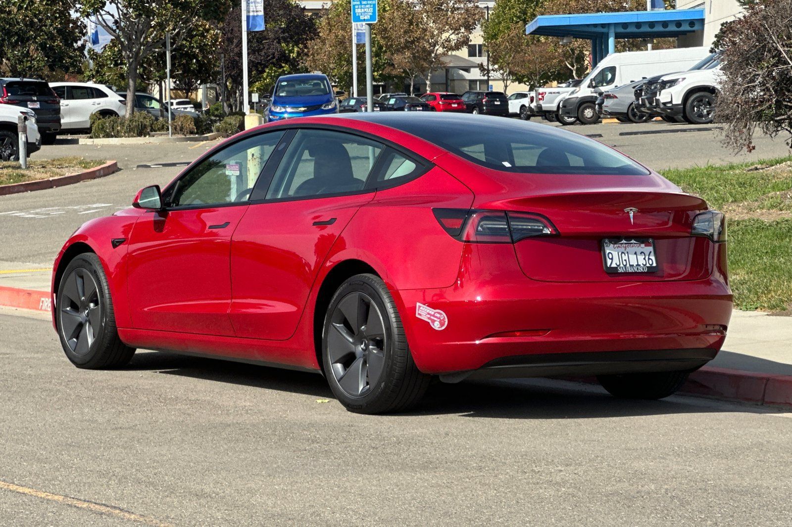 Used 2023 Tesla Model 3 Standard Range RWD image 6