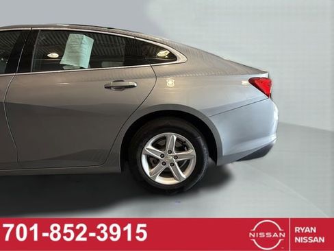 Used 2024 Chevrolet Malibu LT FWD image 22