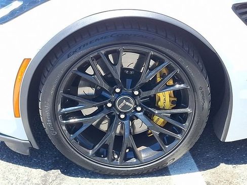 Used 2015 Chevrolet Corvette Z06 w/ 2LZ Preferred Equipment Group RWD image 26