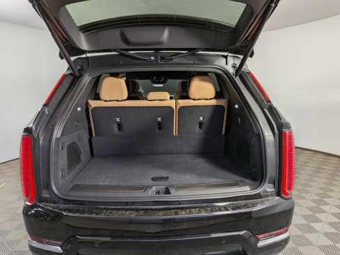 New 2025 Cadillac Escalade IQ Luxury 2 image 13