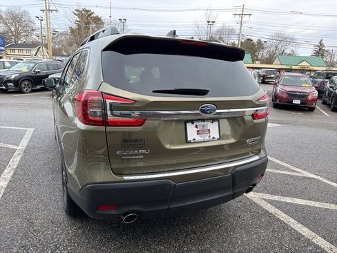 Used 2023 Subaru Ascent Touring image 5