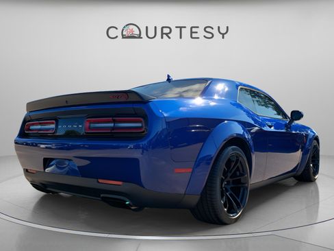 Used 2022 Dodge Challenger SRT Hellcat image 4