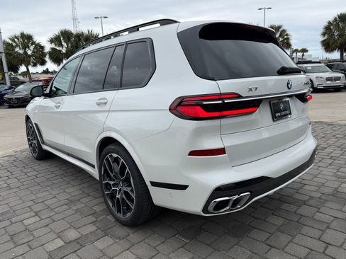 Certified 2024 BMW X7 M60i w/ Executive Package image 11