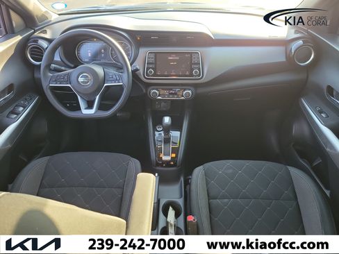 Used 2019 Nissan Kicks SV FWD image 15