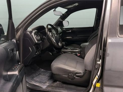 Used 2016 Toyota Tacoma TRD Off-Road w/ Towing Package RWD image 20