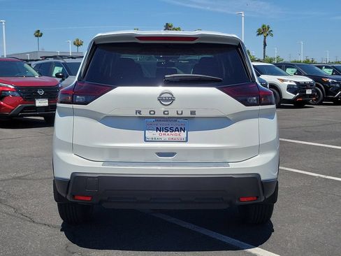 New 2026 Nissan Rogue SV FWD image 6