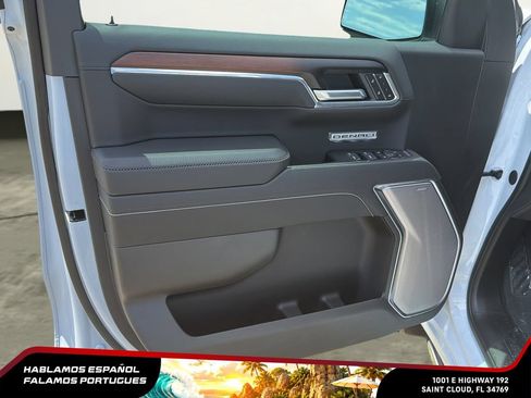 New 2026 GMC Sierra 1500 Denali w/ Denali Reserve Package AWD/4WD image 12