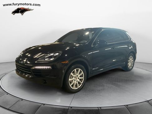 Used 2014 Porsche Cayenne S image 7
