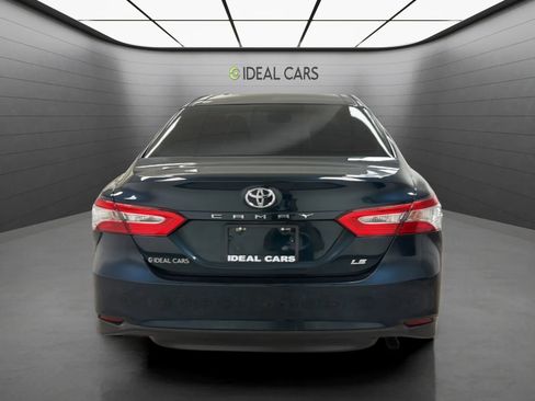Used 2018 Toyota Camry LE w/ Convenience Package FWD image 6