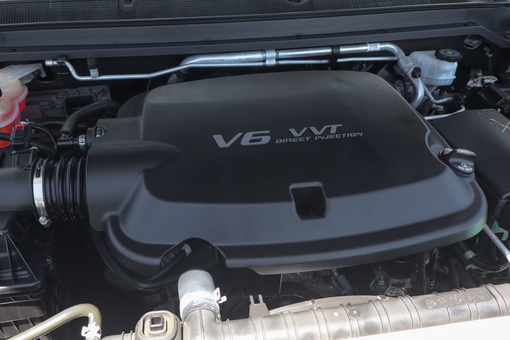 Used 2018 Chevrolet Colorado LT RWD image 14