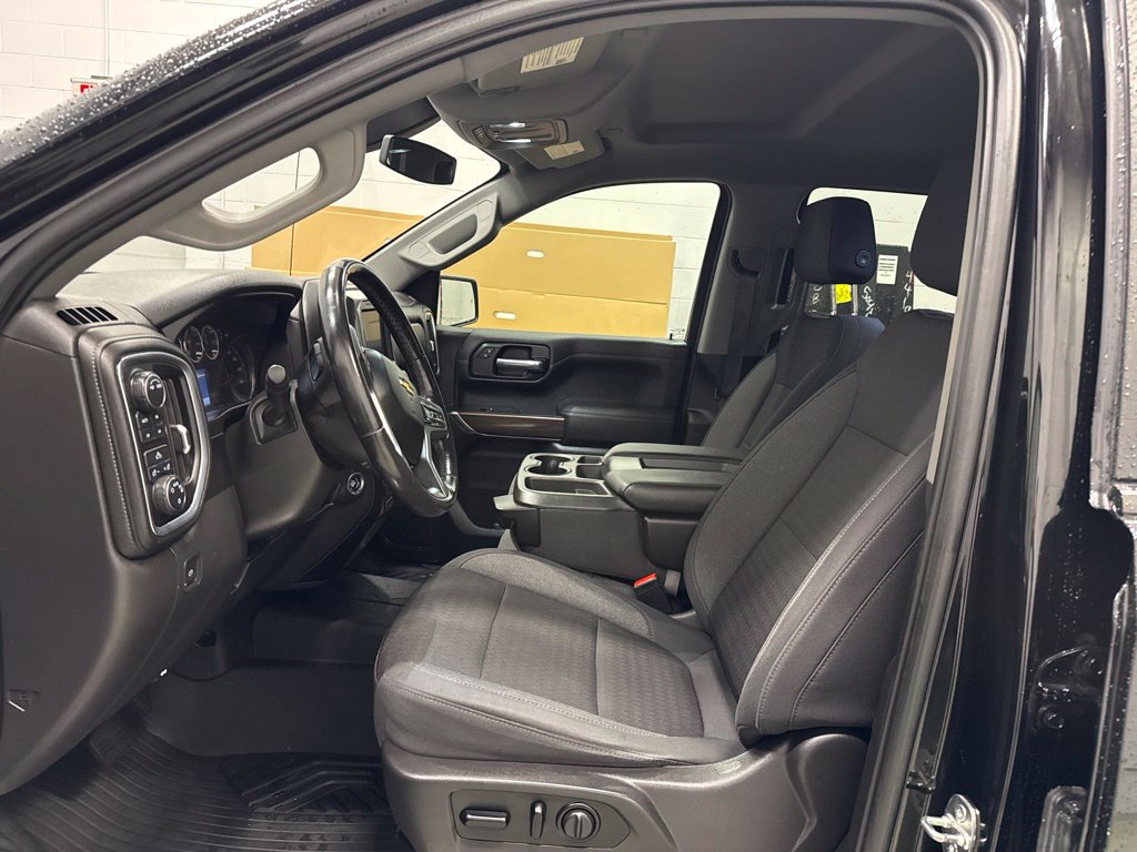 Used 2021 Chevrolet Silverado 1500 LT AWD/4WD image 14