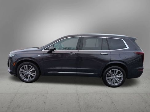 Certified 2025 Cadillac XT6 Premium Luxury image 3