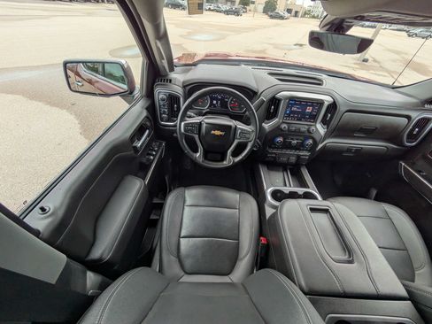 Used 2022 Chevrolet Silverado 1500 LTZ w/ Technology Package AWD/4WD image 18