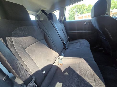 Used 2013 Nissan Rogue S AWD/4WD image 30