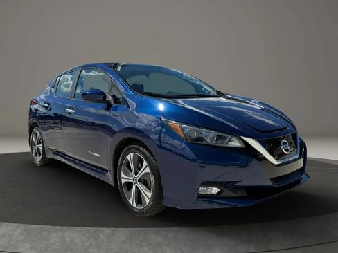 Used 2018 Nissan Leaf SV FWD image 1
