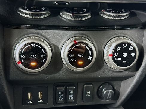 Used 2025 Mitsubishi Outlander Sport SE AWD/4WD image 23