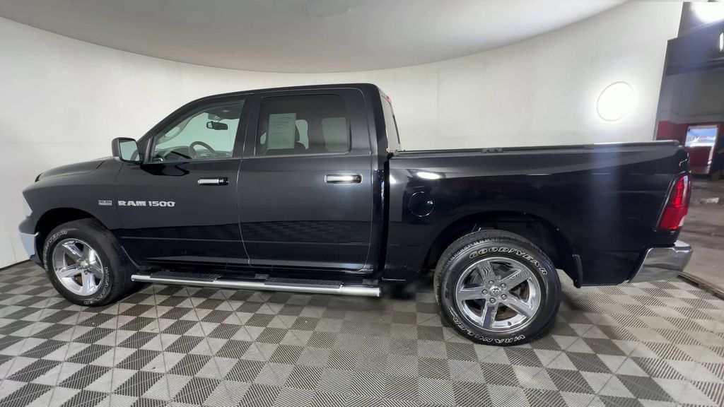 Used 2012 RAM 1500 Big Horn w/ Luxury Group AWD/4WD image 9