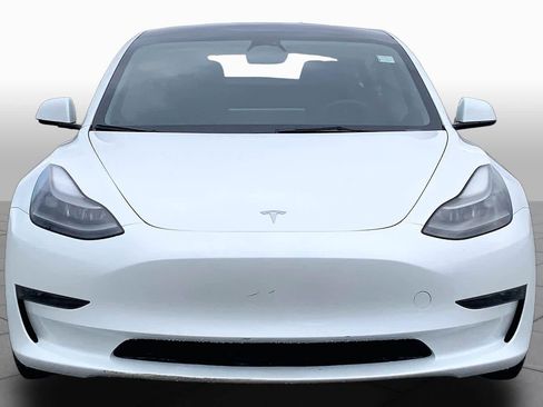 Used 2023 Tesla Model 3 Standard Range RWD image 3