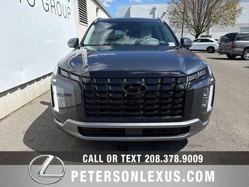 Used 2025 Hyundai Palisade Limited AWD/4WD image 9