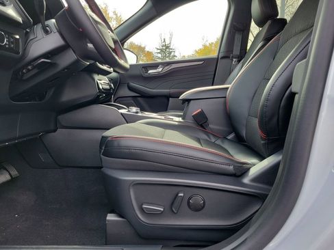 New 2026 Ford Escape ST-Line w/ Tech Pack #1 image 17