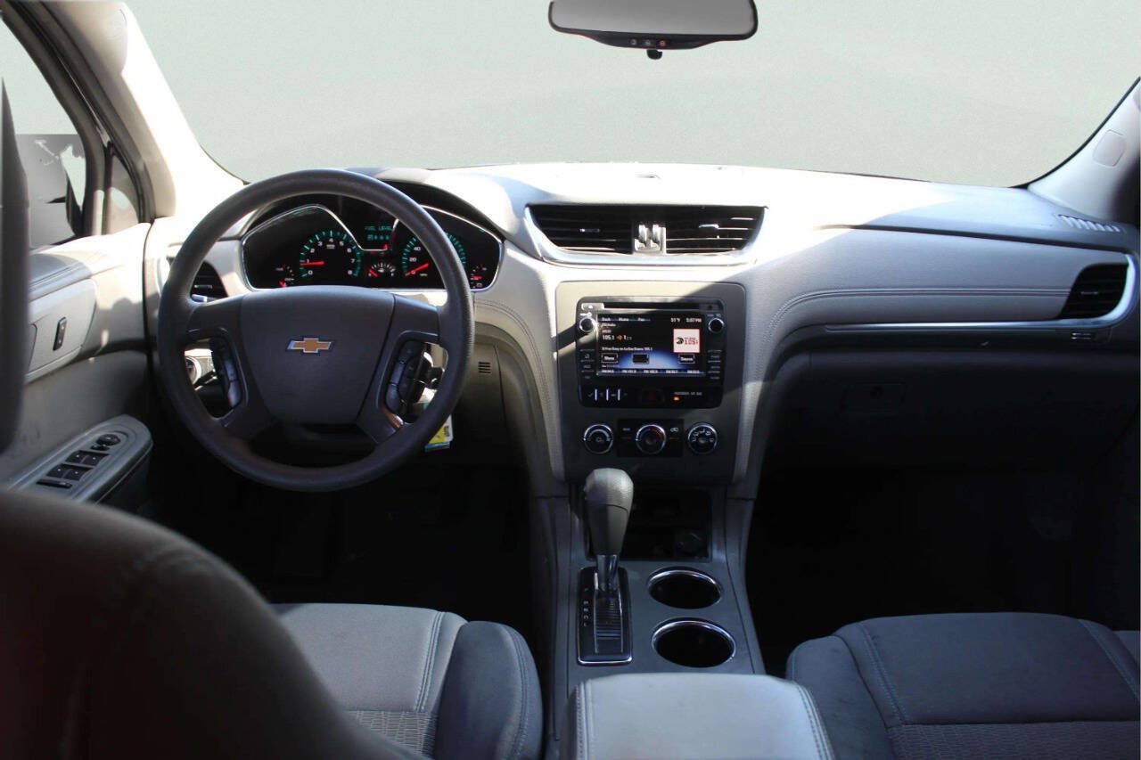 Used 2014 Chevrolet Traverse LS AWD/4WD image 8