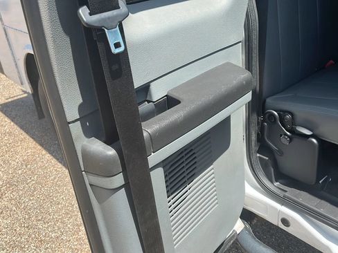 Used 2015 Ford F250 XL w/ Power Equipment Group RWD image 14