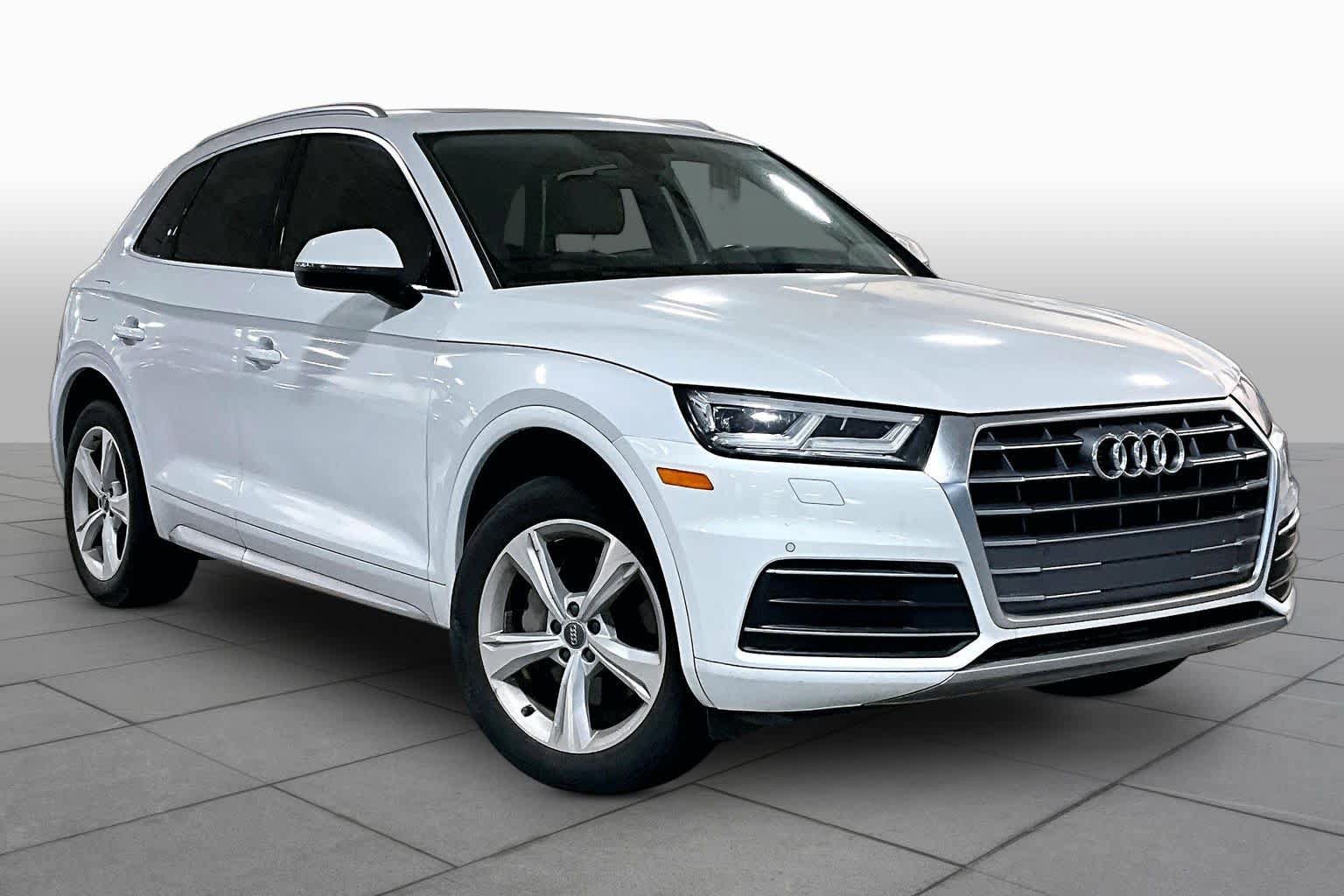 Used 2020 Audi Q5 2.0T Premium Plus w/ Premium Plus Package AWD/4WD image 2