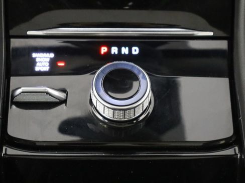 Used 2022 Jeep Grand Cherokee Limited AWD/4WD image 30