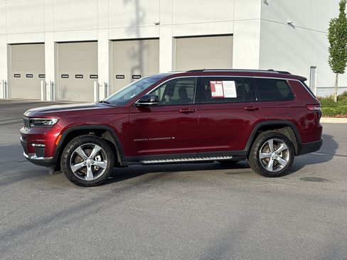 Used 2022 Jeep Grand Cherokee L Limited AWD/4WD image 5