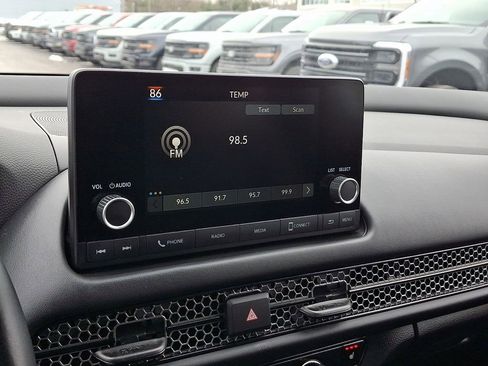 Used 2025 Honda HR-V Sport image 17