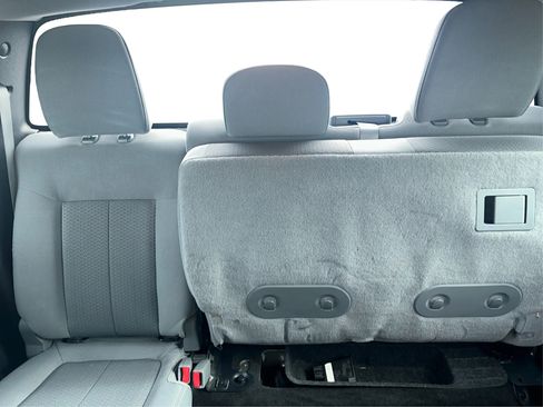 Used 2012 Ford F150 XLT w/ XLT Chrome Pkg image 12