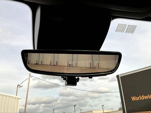 Used 2024 GMC Sierra 3500 Denali w/ Denali Reserve Package image 18