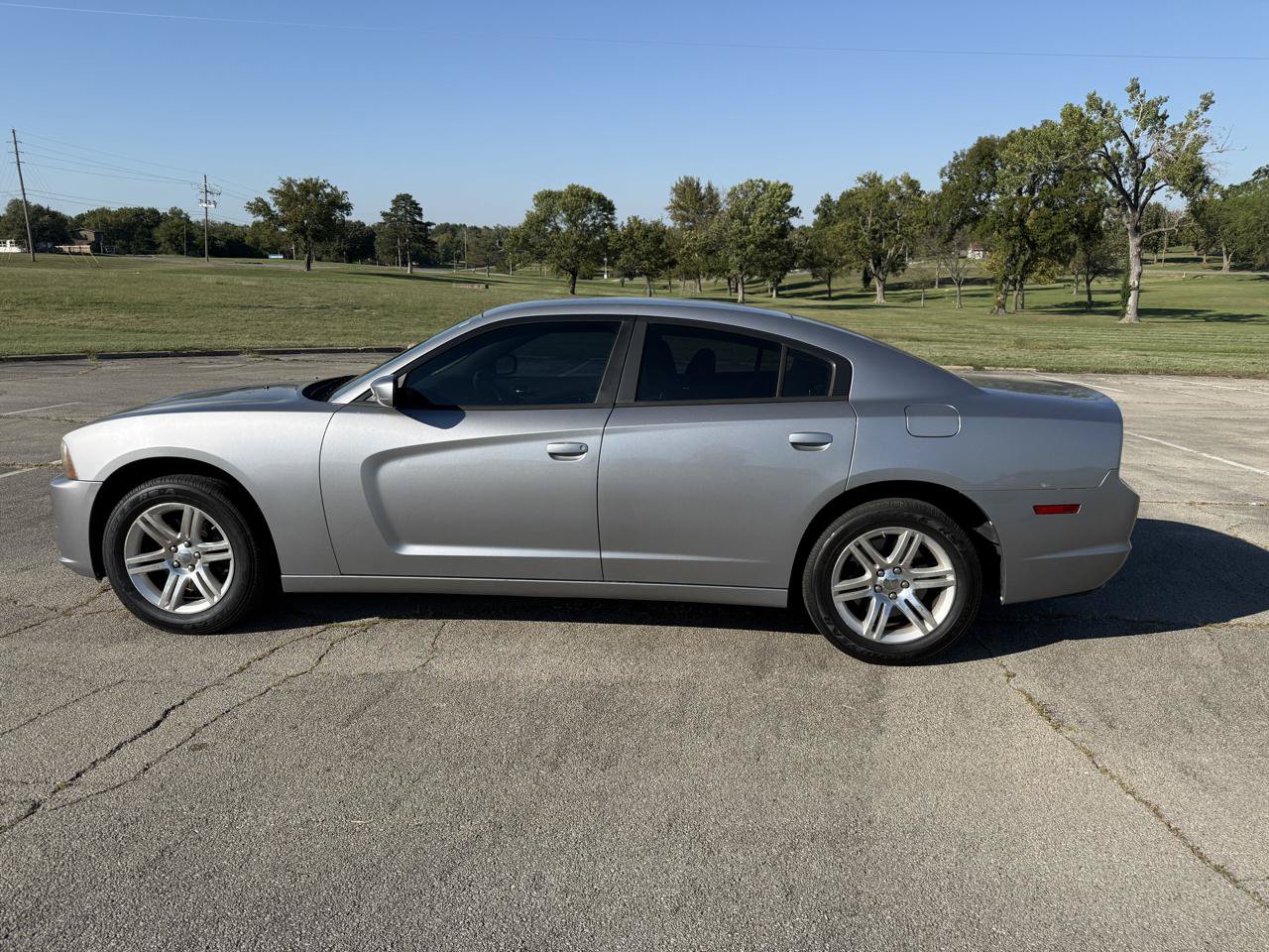 Used 2011 Dodge Charger Police w/ Street Appearance Group RWD image 4