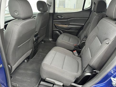 Used 2023 GMC Acadia SLE w/ Driver Convenience Package image 15