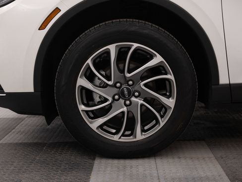 Used 2022 Lincoln Corsair AWD w/ Equipment Group 101A image 17