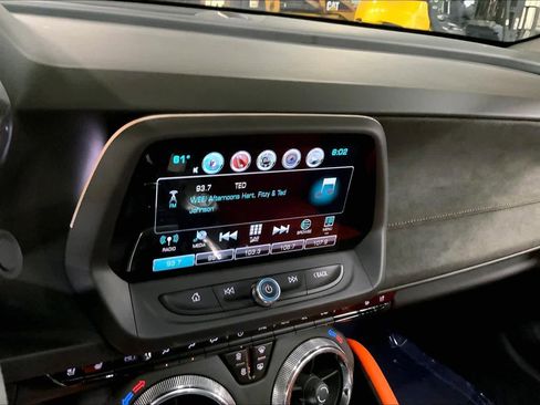 Used 2018 Chevrolet Camaro SS w/ Hot Wheels Edition image 21