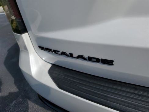 Used 2021 Cadillac Escalade Sport Platinum w/ LPO, ONYX Package image 30