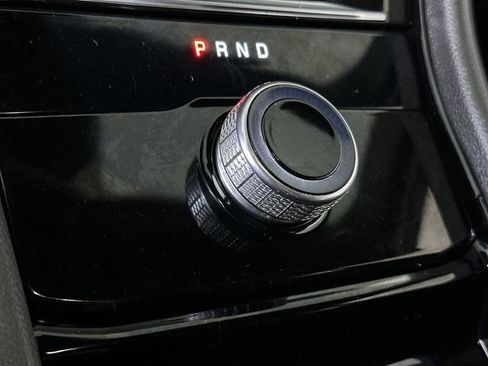 Used 2023 Jeep Grand Cherokee Altitude AWD/4WD image 16