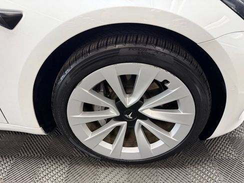 Used 2022 Tesla Model 3 RWD image 18