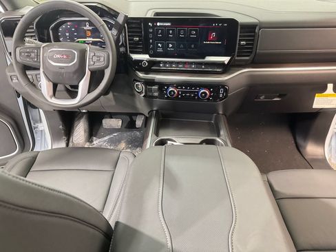 New 2026 GMC Sierra 2500 SLT w/ SLT Premium Package AWD/4WD image 14