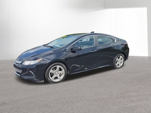 Used 2017 Chevrolet Volt LT w/ Comfort Package FWD image 4