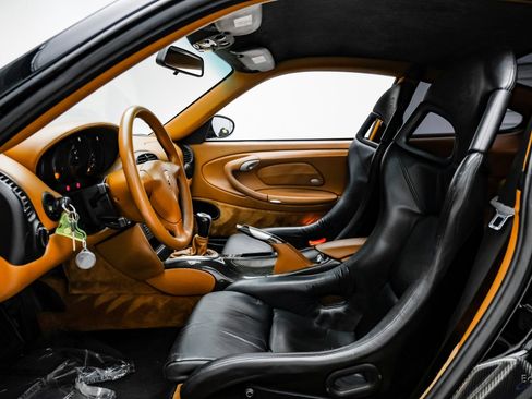 Used 2004 Porsche 911 GT3 image 33